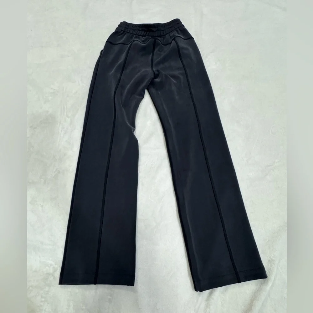 Lululemon Black Softstreme Perfectly Oversized Cropped Crew Set